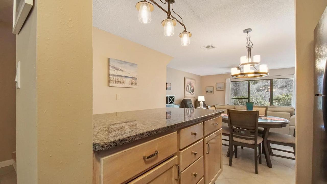 Walk 10c By Seeker Vacations Holiday home *