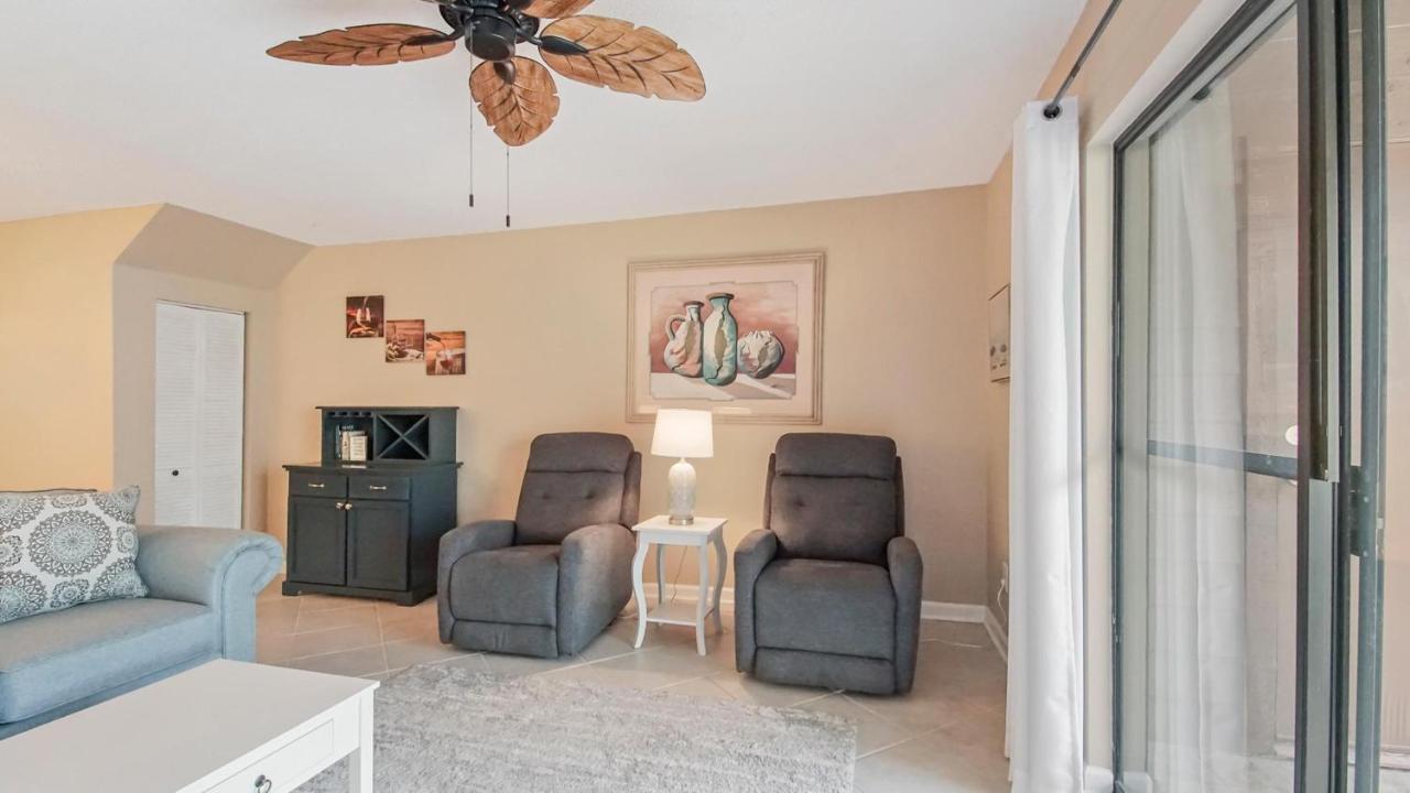 Walk 10c By Seeker Vacations Holiday home